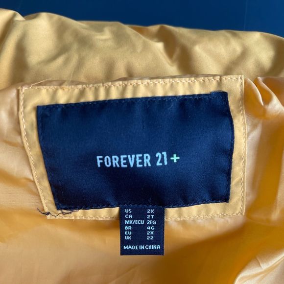 Forever 21 puffer - Picture 3 of 4